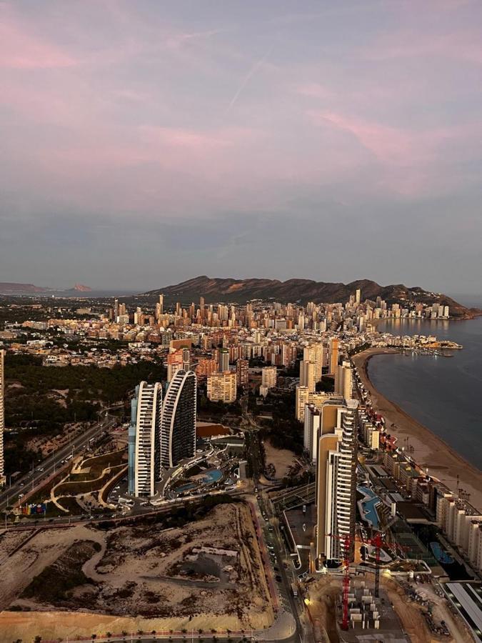 Sky Intempo Resort & Spa Benidorm Apartment Esterno foto