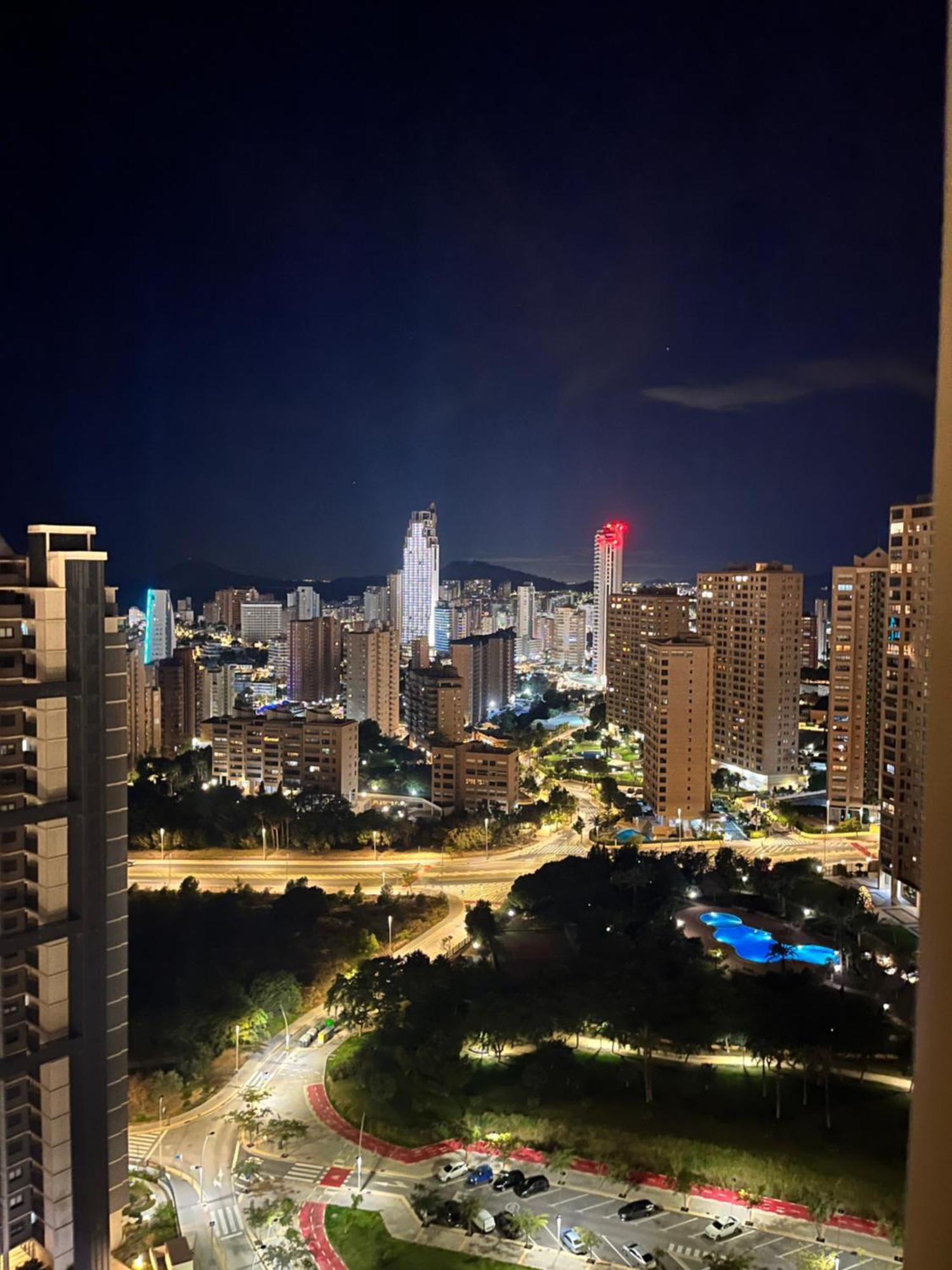 Sky Intempo Resort & Spa Benidorm Apartment Esterno foto